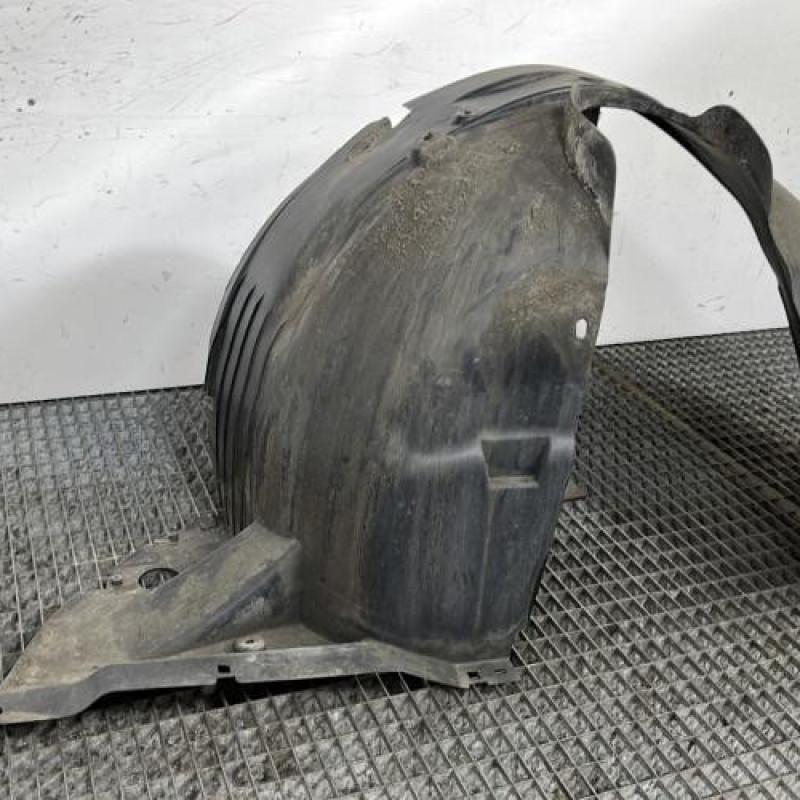 Pare boue avant droit CITROEN C4 CACTUS Photo n°2