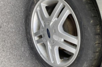 Aile avant droit FORD FIESTA 5