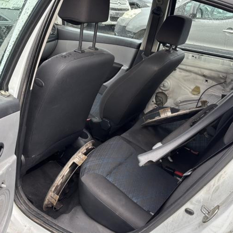 Aile avant droit RENAULT CLIO 3 Photo n°15