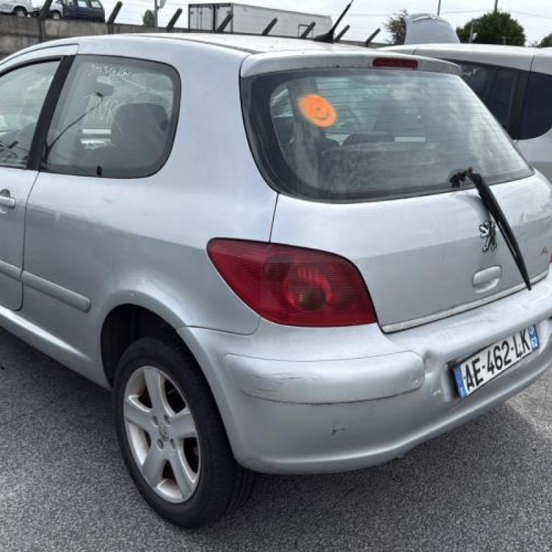 Aile avant droit PEUGEOT 307 Photo n°8