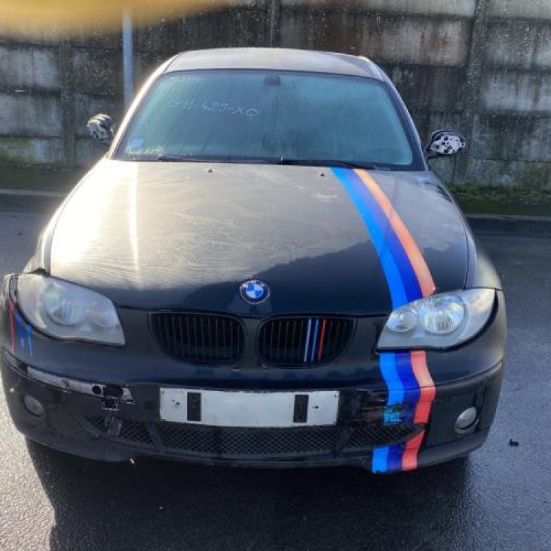 Aile avant gauche BMW SERIE 1 E87 Photo n°13