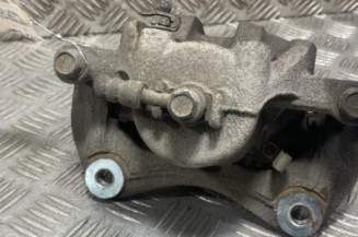 Etrier avant gauche (freinage) HYUNDAI I 20 2 Photo n°1