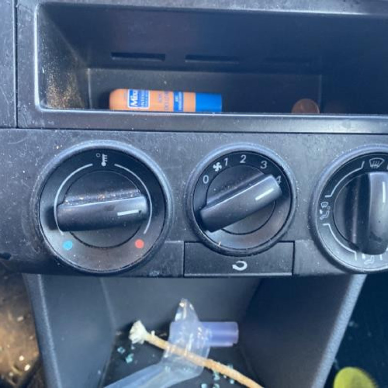 Neiman VOLKSWAGEN POLO 4 Photo n°11