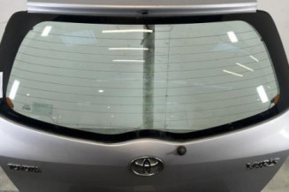 Malle/Hayon arriere TOYOTA YARIS 2 Photo n°1
