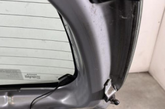 Malle/Hayon arriere TOYOTA YARIS 2