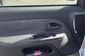 Plage arriere RENAULT CLIO 2 CAMPUS