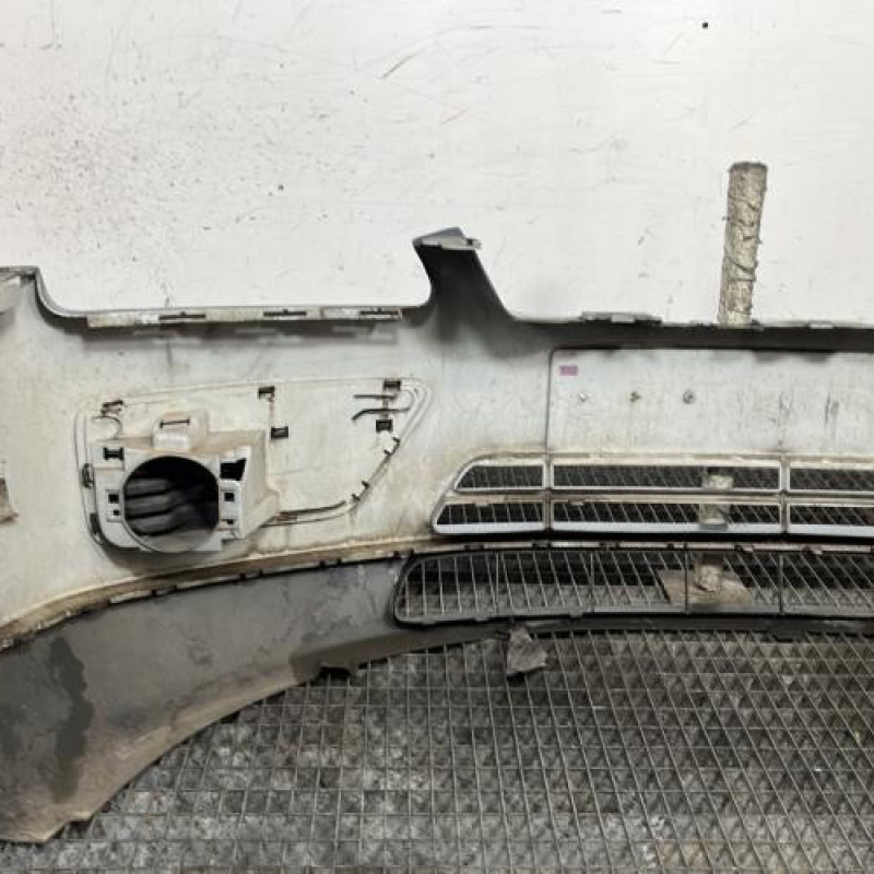 Pare choc avant FORD FOCUS 2 Photo n°7