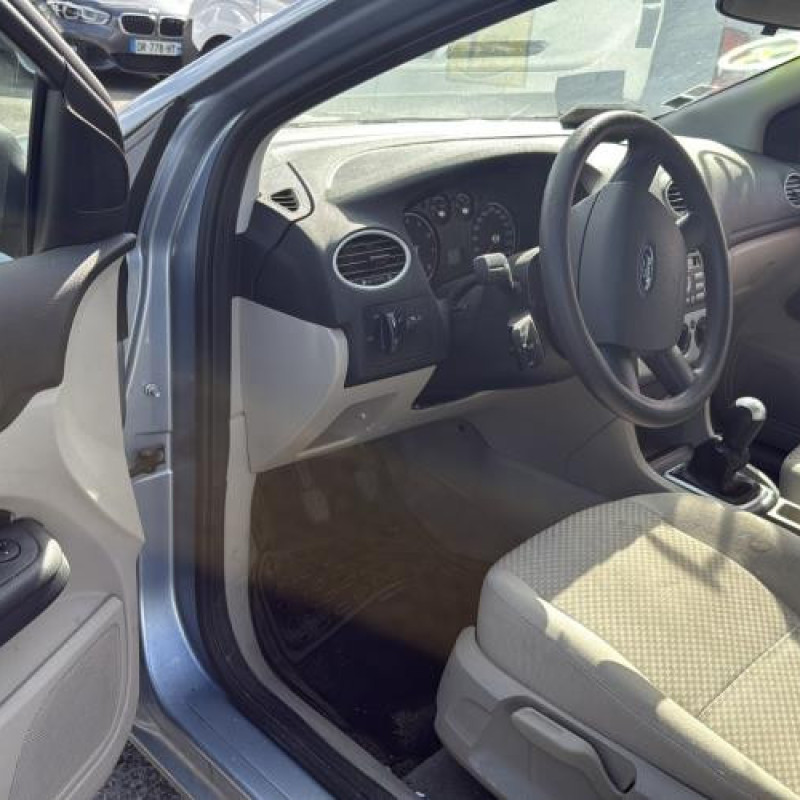 Pare choc avant FORD FOCUS 2 Photo n°20