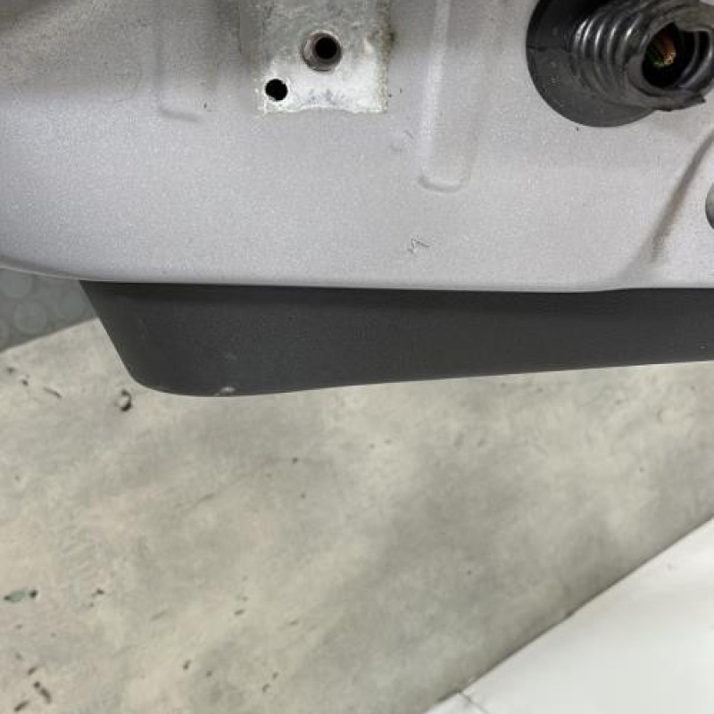 Porte arriere droit PEUGEOT 2008 1 Photo n°4