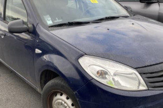 Serrure avant droit DACIA SANDERO 1