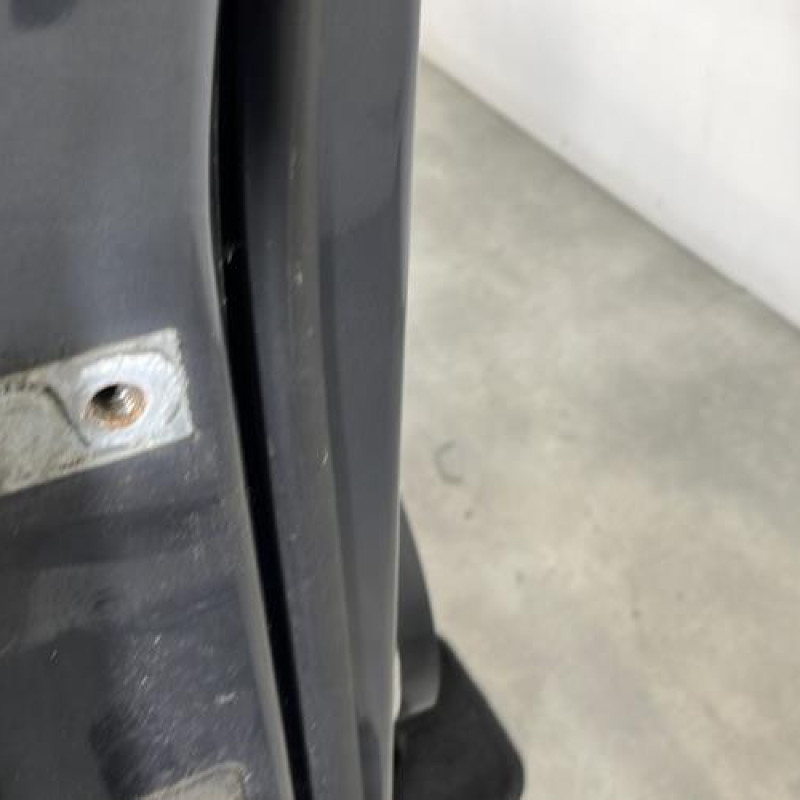 Porte avant droit VOLKSWAGEN PASSAT 6 Photo n°4