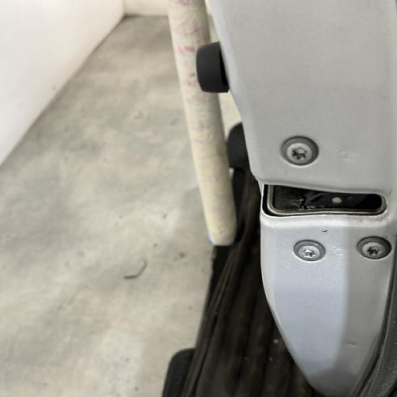 Porte avant droit TOYOTA YARIS 2 Photo n°5