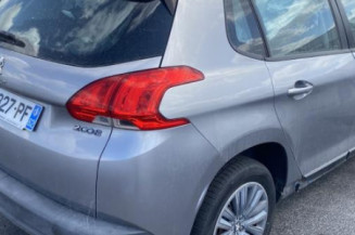 Porte avant gauche PEUGEOT 2008 1