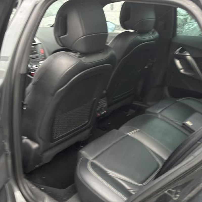 Poignee porte arriere droit DS DS5 Photo n°15