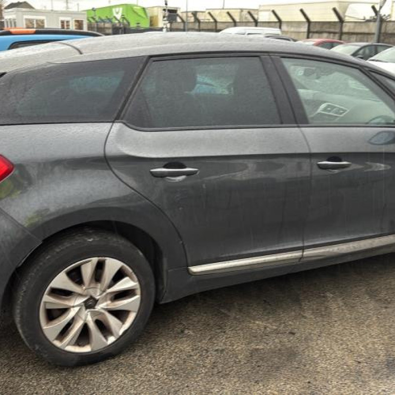 Poignee porte avant droit DS DS5 Photo n°13