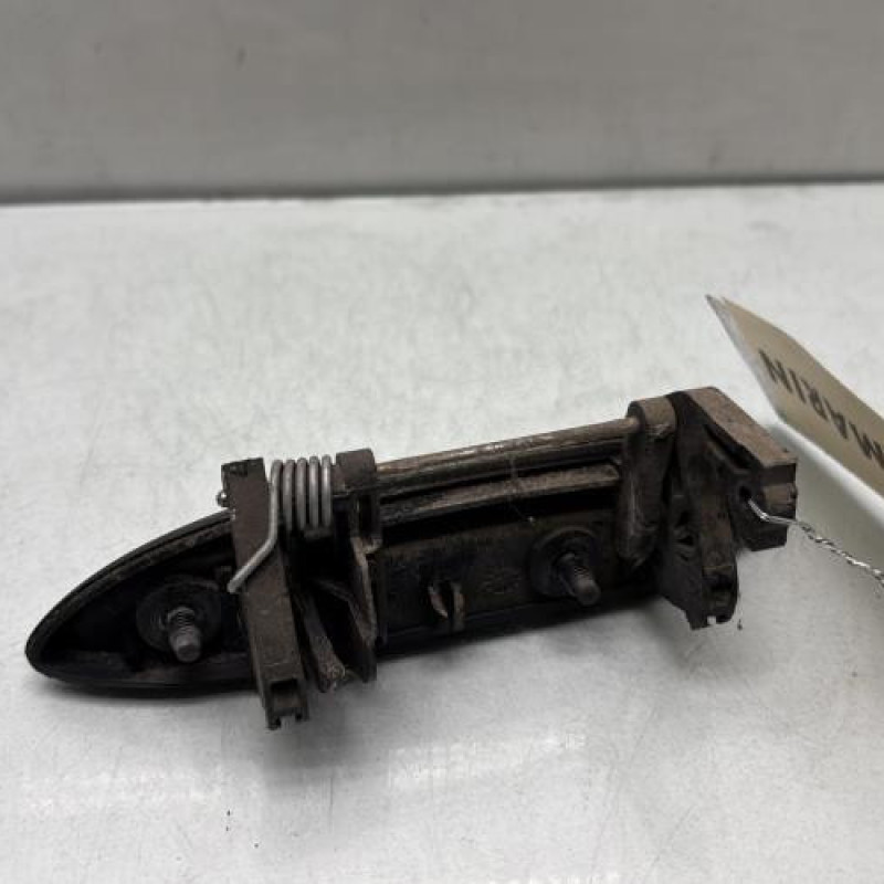 Poignee porte arriere droit RENAULT CLIO 2 Photo n°2