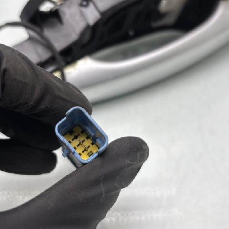 Poignee porte arriere droit CITROEN DS5 Photo n°4