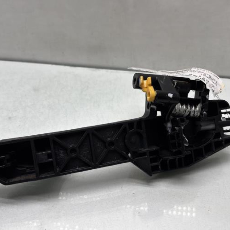 Poignee porte arriere droit HYUNDAI I 20 2 Photo n°3