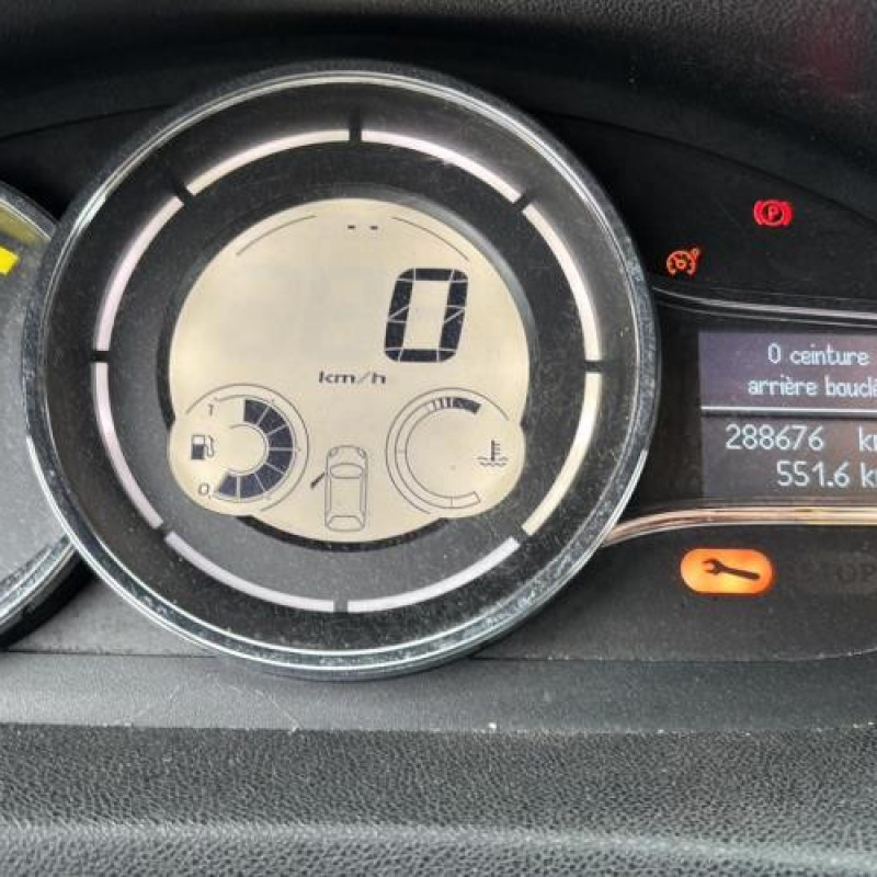 Poignee porte arriere droit RENAULT MEGANE 3 Photo n°12