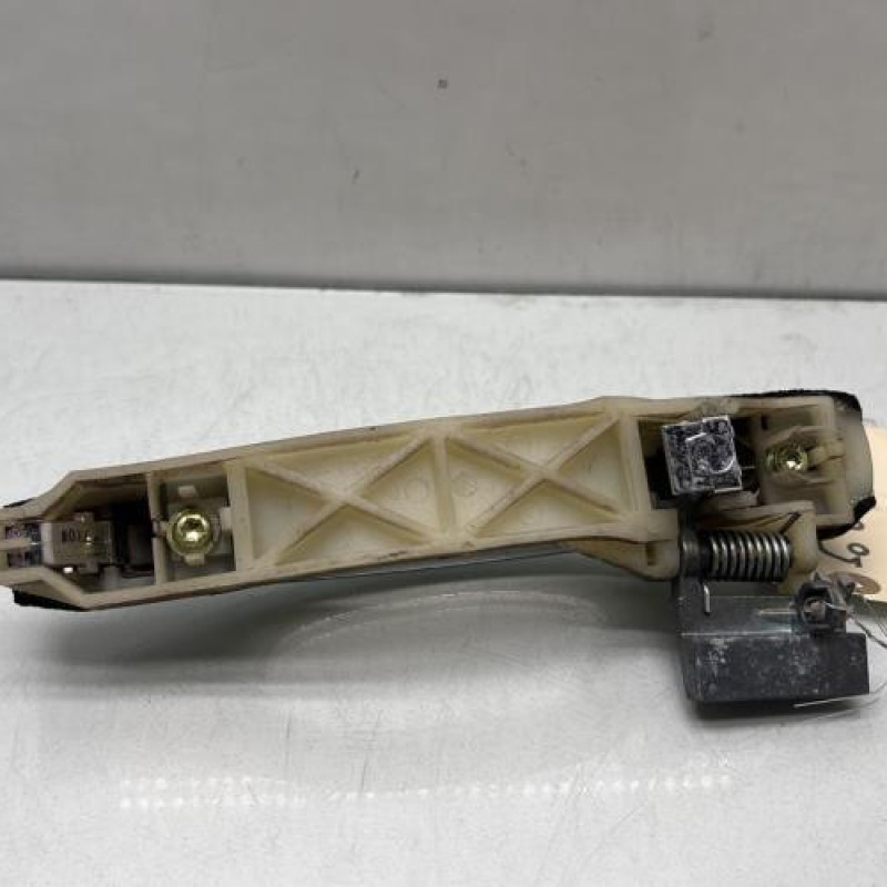 Poignee porte arriere gauche CHEVROLET CAPTIVA Photo n°3