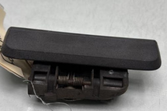 Poignee porte arriere gauche PEUGEOT 106 Photo n°1