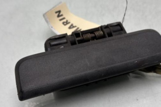 Poignee porte arriere gauche PEUGEOT 106