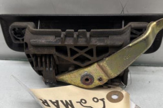 Poignee porte arriere gauche PEUGEOT 106