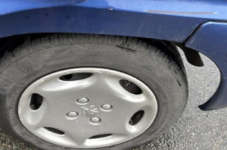 Poignee porte arriere gauche PEUGEOT 106