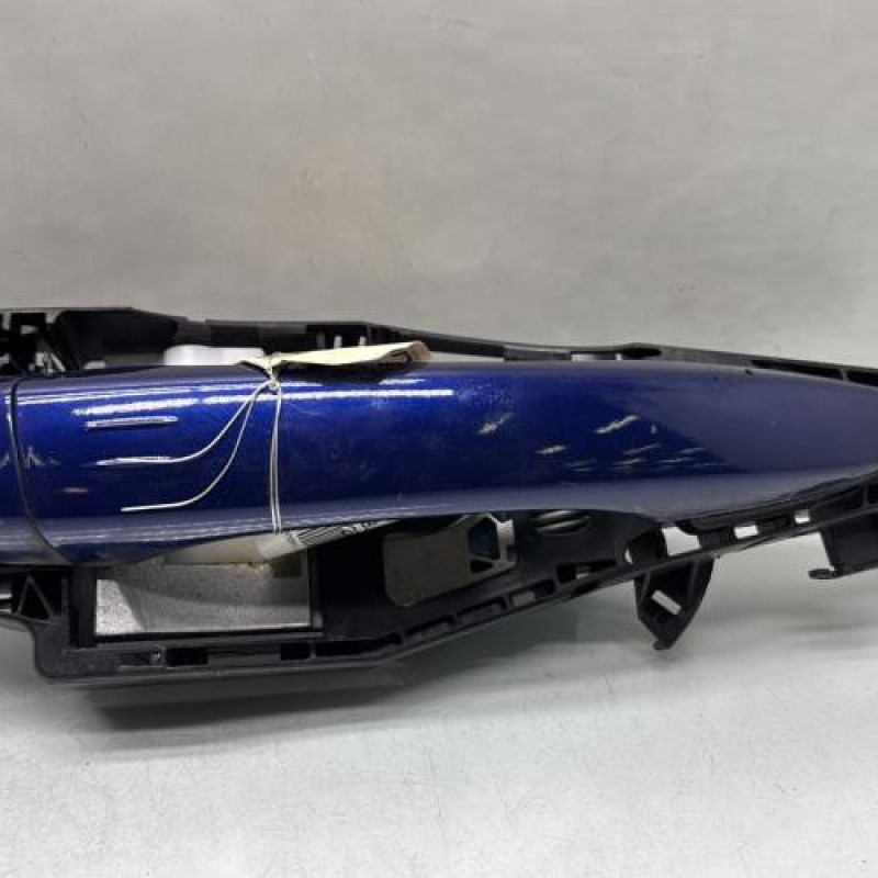 Poignee porte avant droit PEUGEOT 308 2 Photo n°1