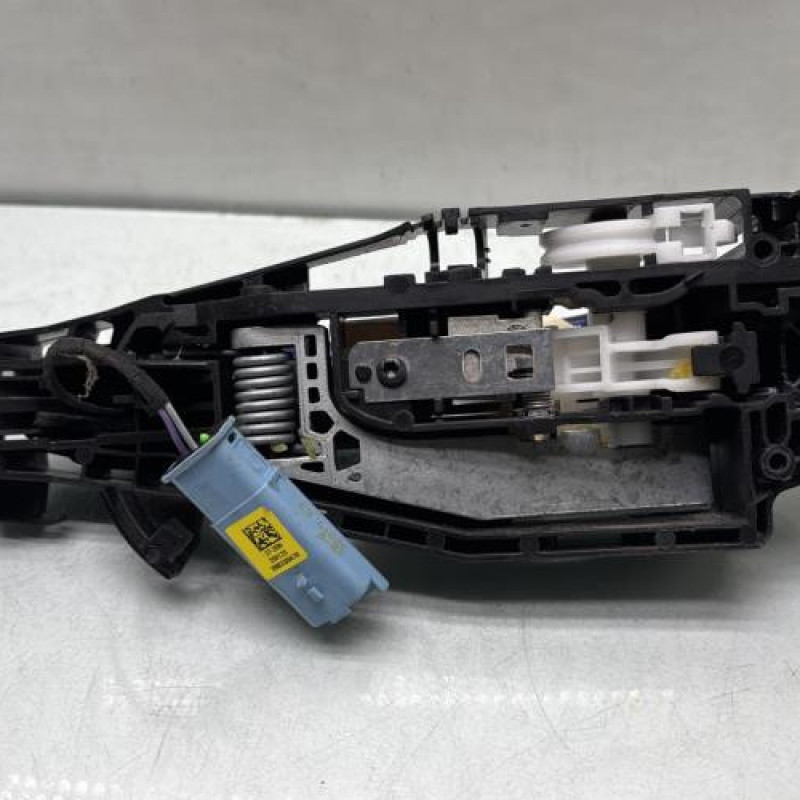 Poignee porte avant droit PEUGEOT 308 2 Photo n°2