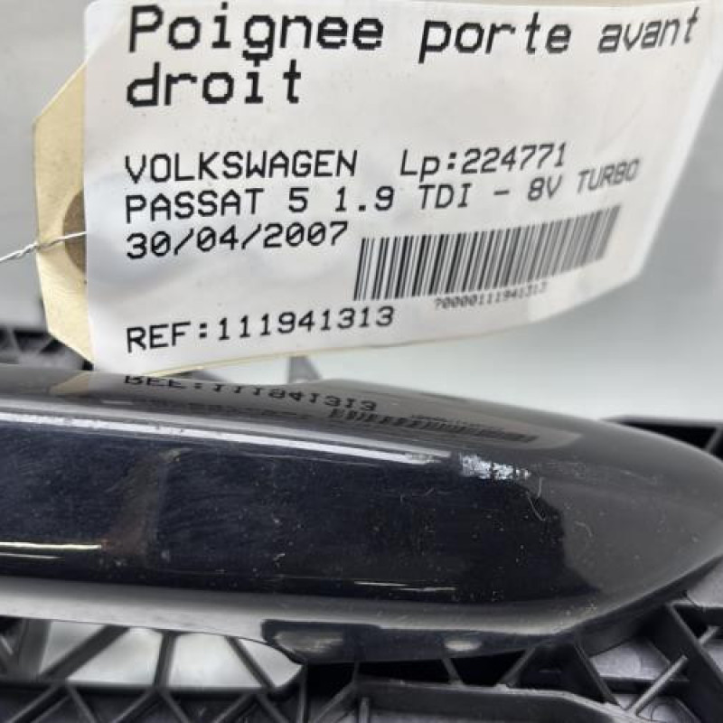 Poignee porte avant droit VOLKSWAGEN PASSAT 5 Photo n°4