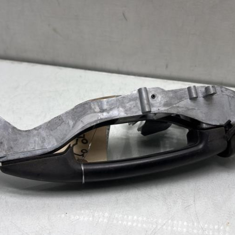 Poignee porte laterale gauche PEUGEOT PARTNER 2 Photo n°3