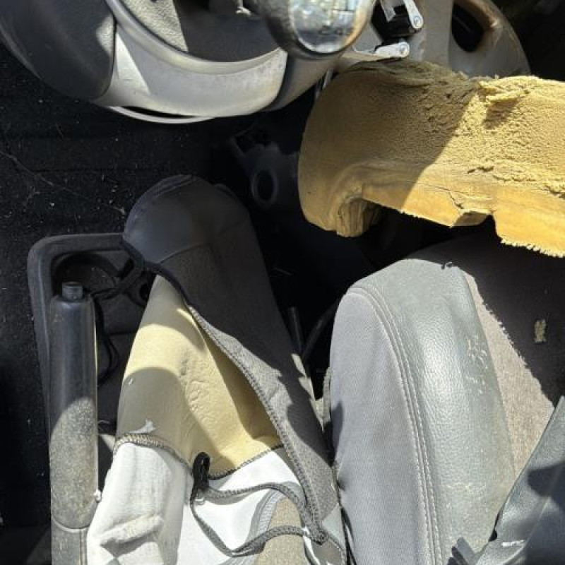 Poignee porte laterale gauche PEUGEOT PARTNER 2 Photo n°16