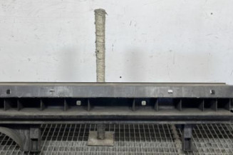 Absorbeur de pare choc arriere RENAULT CLIO 5 Photo n°1