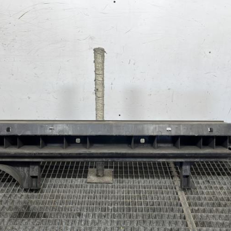 Absorbeur de pare choc arriere RENAULT CLIO 5 Photo n°1