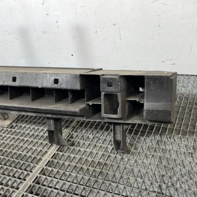 Absorbeur de pare choc arriere RENAULT CLIO 5 Photo n°3