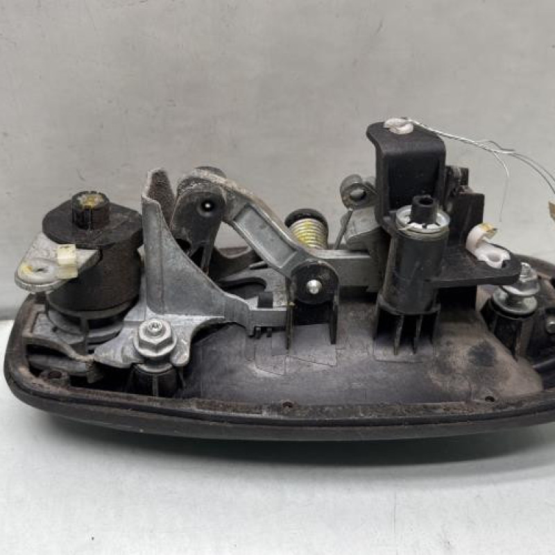 Poignee porte coffre gauche PEUGEOT BIPPER Photo n°3