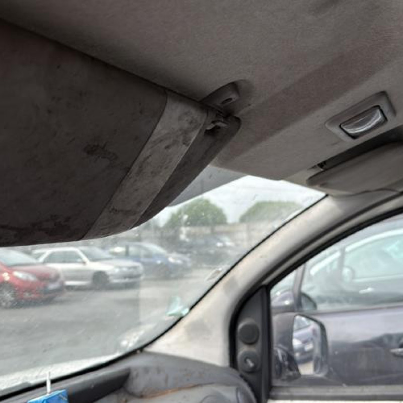 Poignee porte coffre gauche PEUGEOT BIPPER Photo n°18