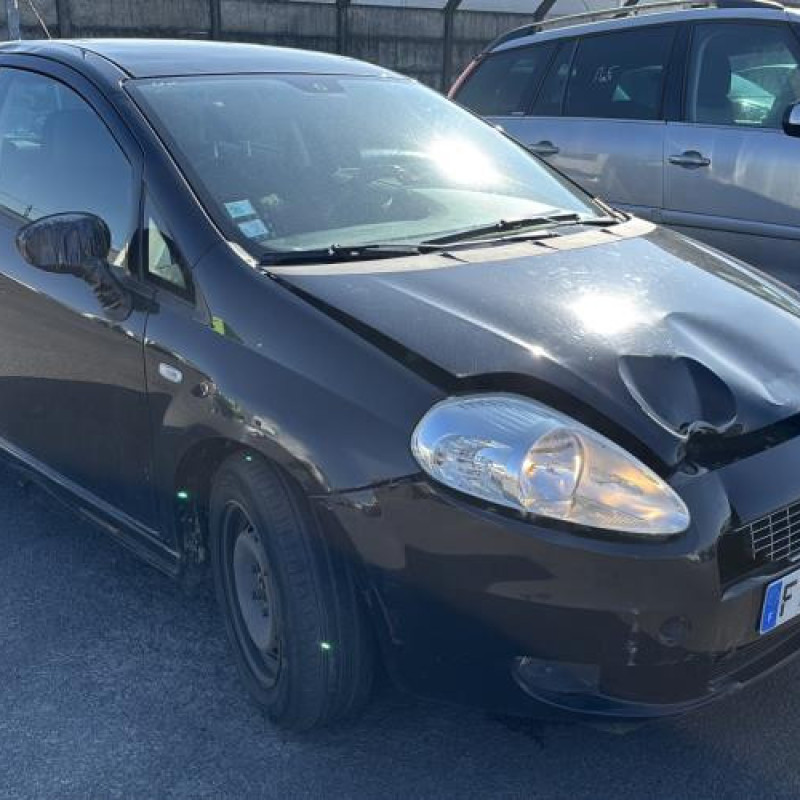 Moteur FIAT GRANDE PUNTO Photo n°3