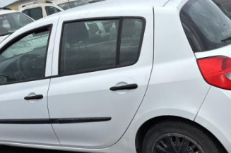Aile avant gauche RENAULT CLIO 3