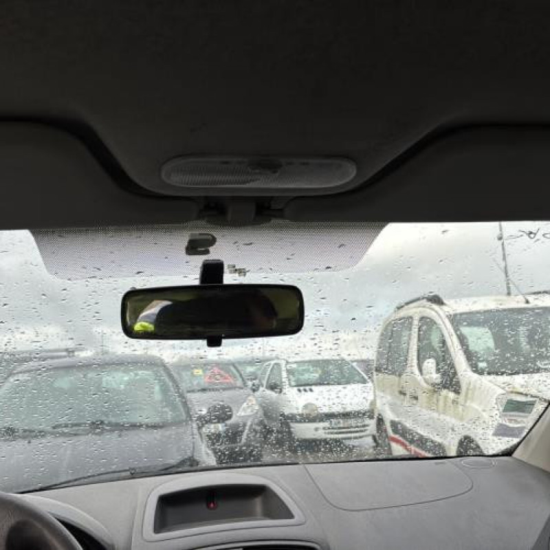 Aile avant gauche RENAULT CLIO 3 Photo n°17