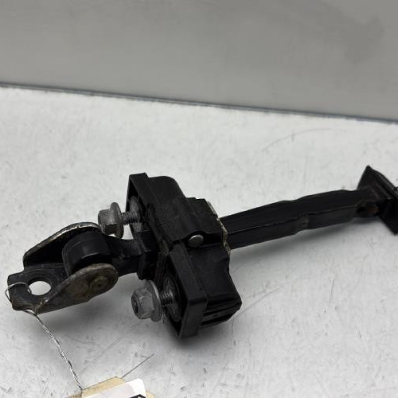 Arret de porte arriere droit RENAULT CLIO 4 Photo n°1