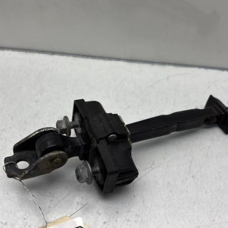 Arret de porte arriere droit RENAULT CLIO 4 Photo n°1