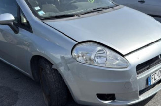 Arret de porte avant gauche FIAT GRANDE PUNTO