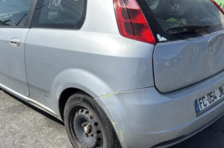 Arret de porte avant gauche FIAT GRANDE PUNTO