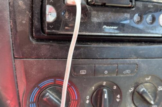 Arret de porte avant gauche FIAT GRANDE PUNTO