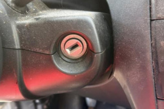 Arret de porte avant gauche FIAT GRANDE PUNTO