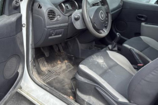 Aile avant droit RENAULT CLIO 3