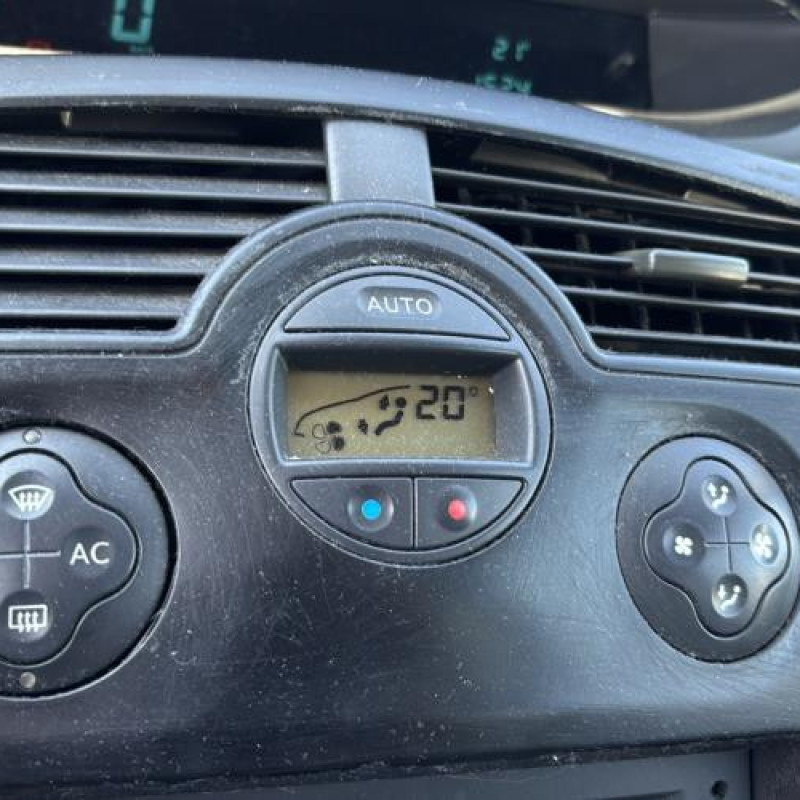 Feu arriere principal gauche (feux) RENAULT SCENIC 2 Photo n°20