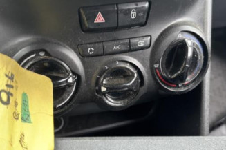 Anti brouillard arriere PEUGEOT 208 1